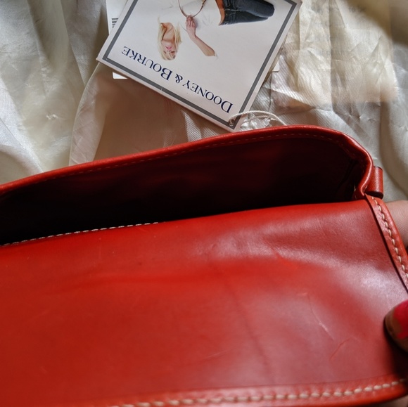 Dooney & Bourke Maxi Quilt Milly Wristlet - Picture 5 of 5